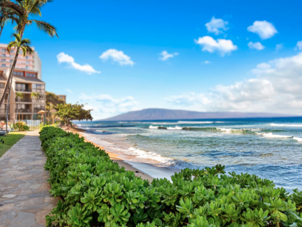 Luxurious 4-Bedroom Maui Retreat in Kaanapali